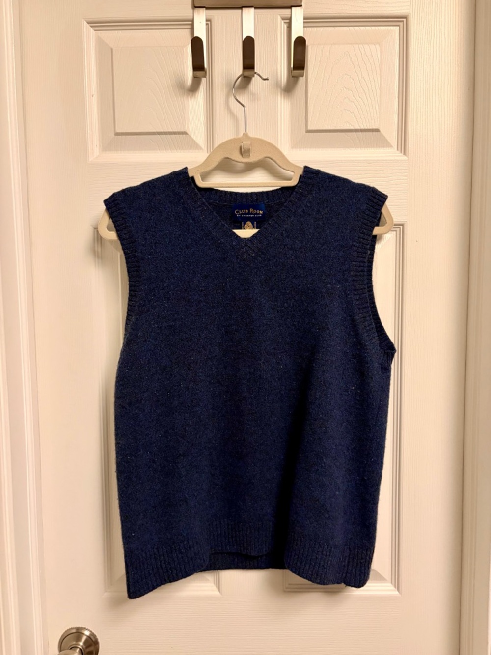 Charter Club 100% Lambswool Navy V-Neck Sleeveless Sweater Vest